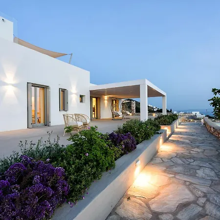 Outstanding New With Great Pool Area And Panoramic Sea View Alikí