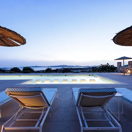 Outstanding New With Great Pool Area And Panoramic Sea View * Alikí