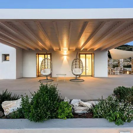 Willa Outstanding New With Great Pool Area And Panoramic Sea View