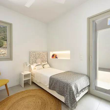 Outstanding New With Great Pool Area And Panoramic Sea View Willa Alikí