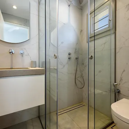 Willa Outstanding New With Great Pool Area And Panoramic Sea View