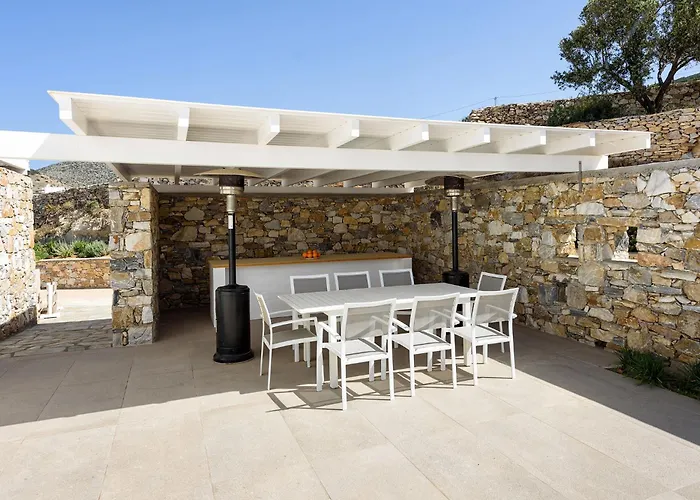 Outstanding New With Great Pool Area And Panoramic Sea View * Alikí