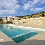 Outstanding New With Great Pool Area And Panoramic Sea View * Alikí