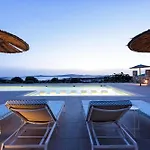 Outstanding New With Great Pool Area And Panoramic Sea View * Alikí
