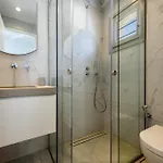 Villa Outstanding New With Great Pool Area And Panoramic Sea View