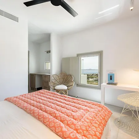 Outstanding New With Great Pool Area And Panoramic Sea View * Alikí